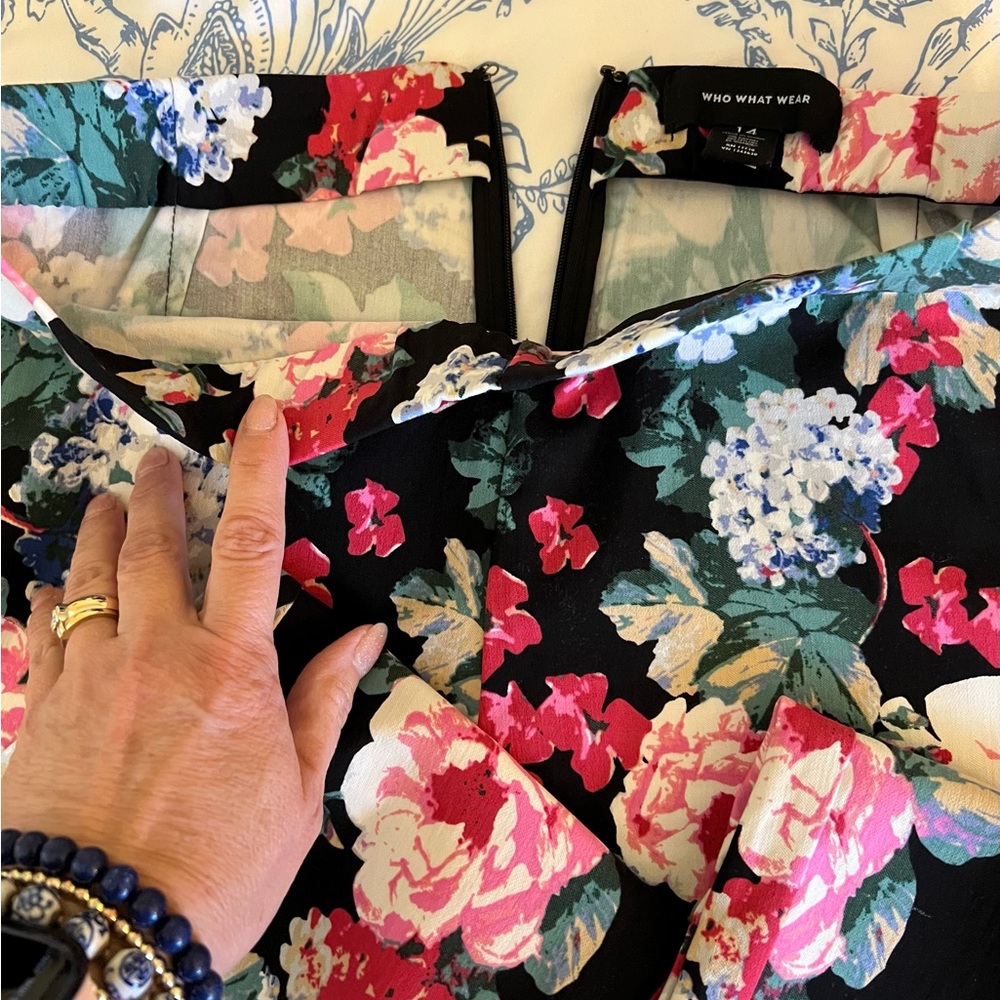 Who What Wear Floral Print Pants - Picture 3 of 3